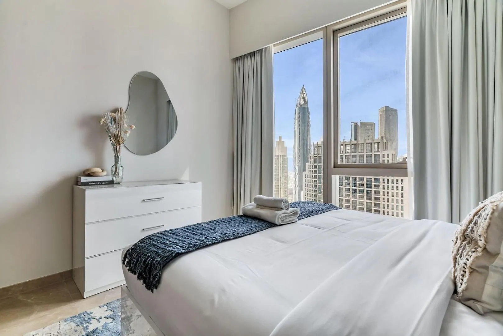 Guestready - Elegant Home In Downtown Dubai 0*,  United Arab Emirates